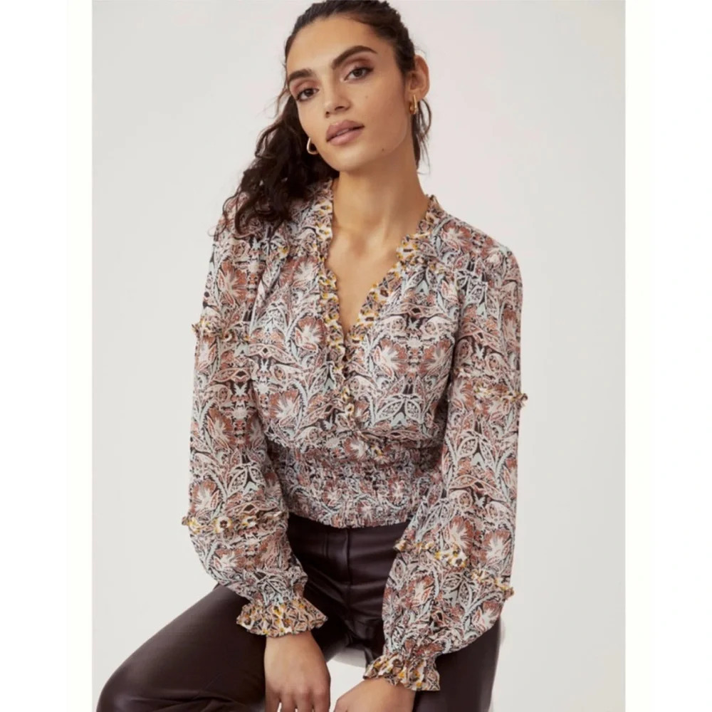 Anthropologie Printed Ruffle Blouse in Blue Motif Size XS